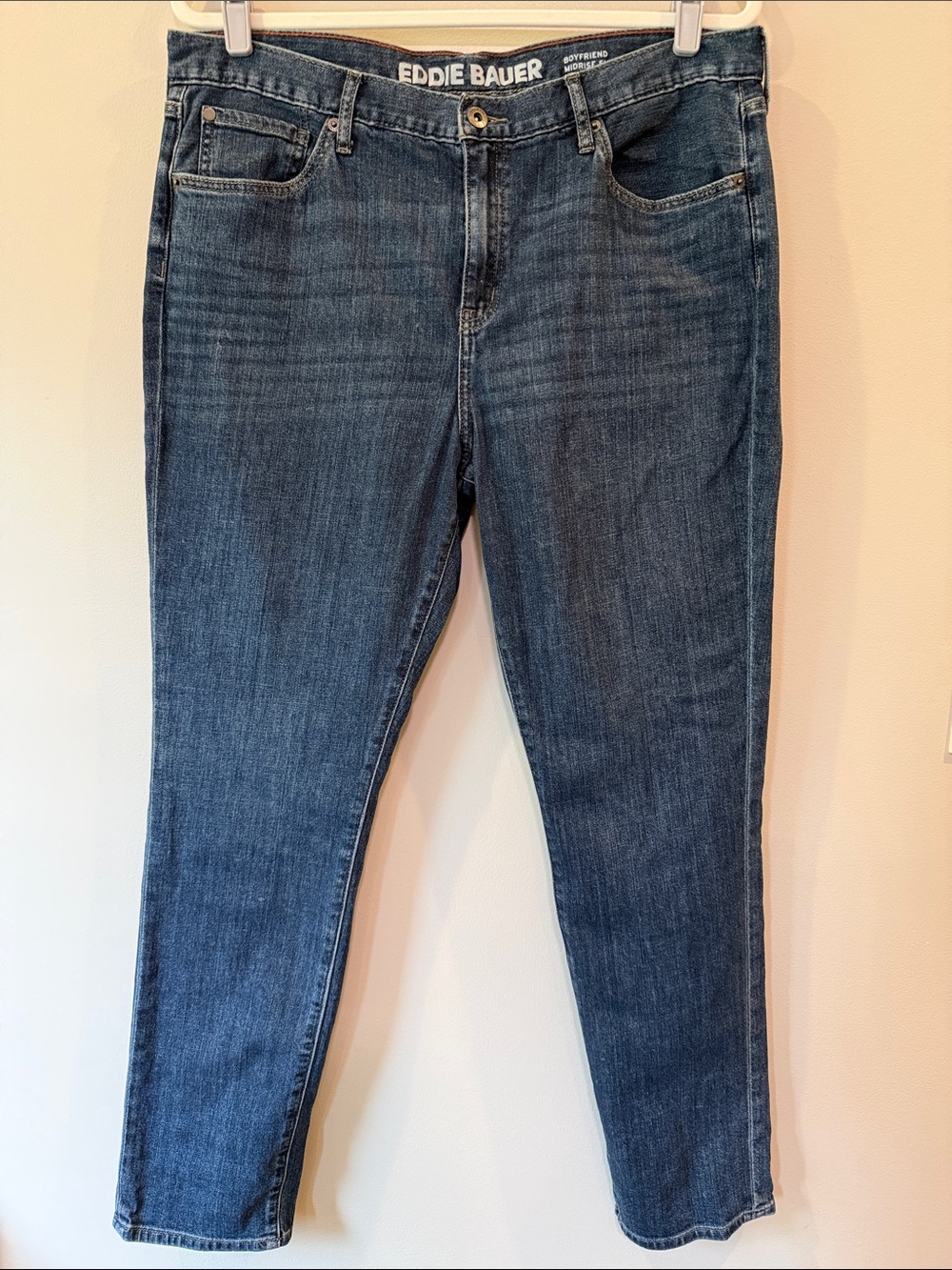 Eddie Bauer Women's Specialty Dyed  Boyfriend Midrise Slim